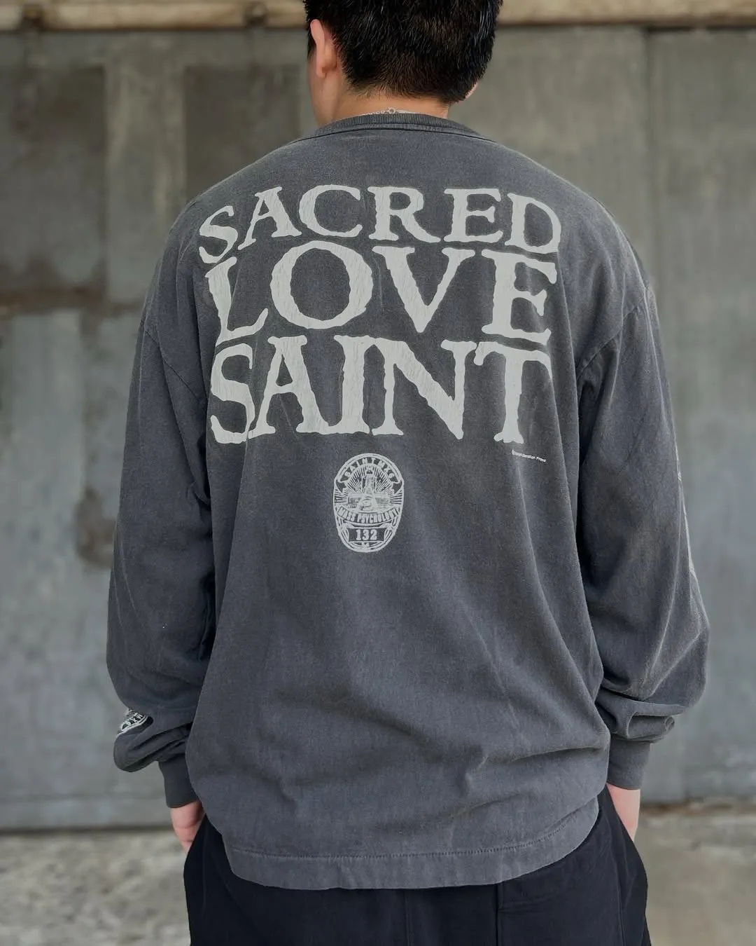 SAINT Mxxxxxx LOVE SAINT LS TEE/BLK LOVE SAINT Big Jesus washed and distressed long sleeves, washed black S-XL, cylindrical cloth Assute dyeing, heavy washing and water fading, pure hand-splashed ink holes, simulated natural fading and old effects, correct version, correct main mark/washed mark/angel anti-counterfeiting label, OEM by domestic top printing factory, top purchasing agent level